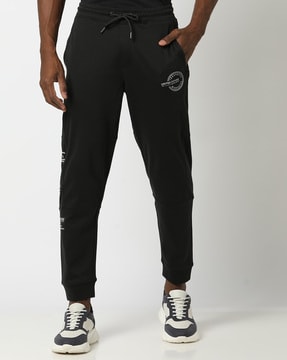 Nike air print pack new arrivals cuffed cargo joggers in black
