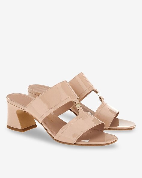 Ferragamo best sale sandals womens