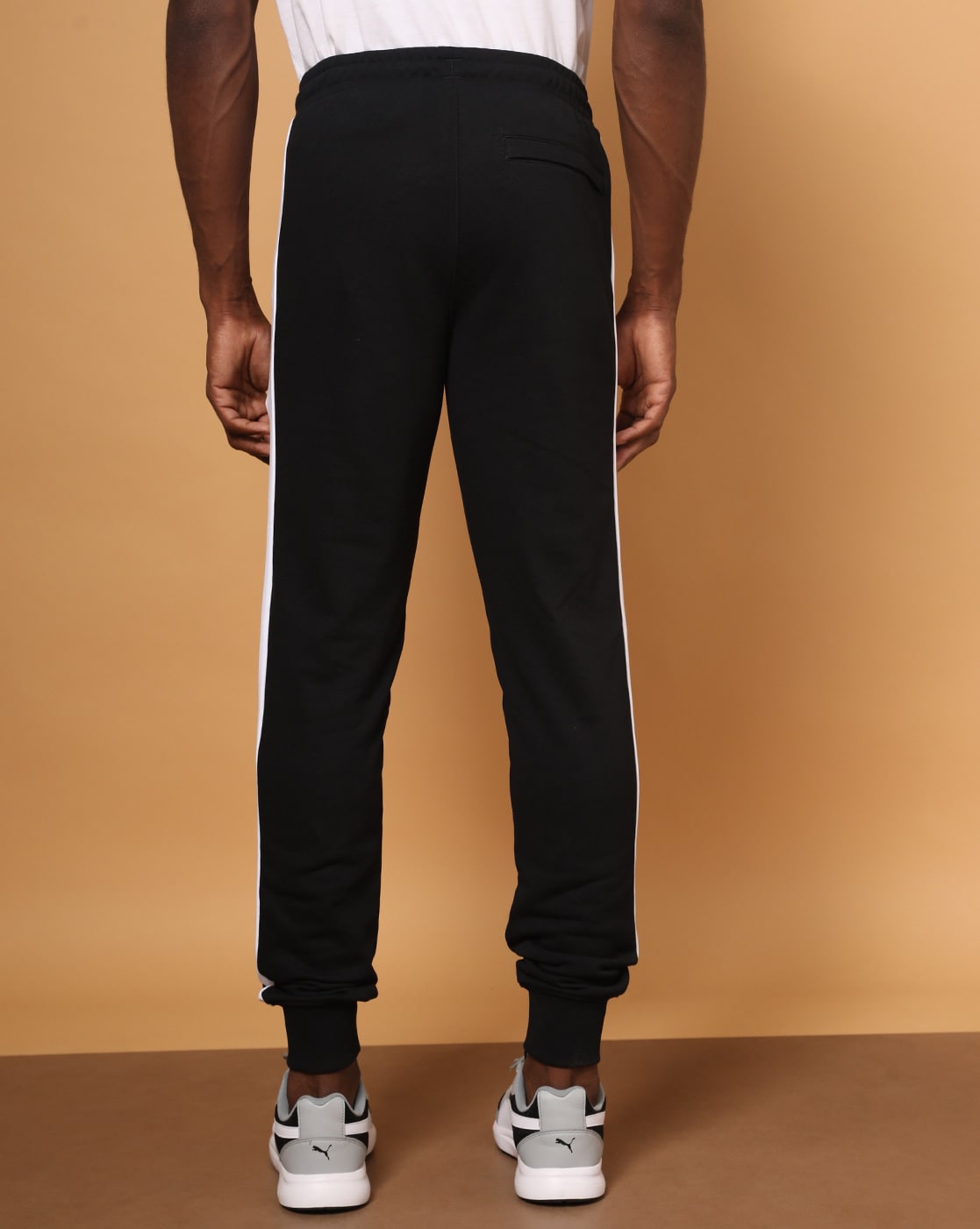 Puma side best sale stripe joggers