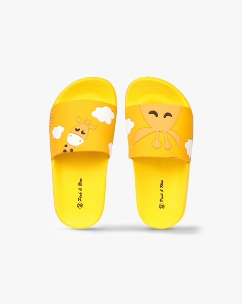 Girls giraffe 2024 slippers