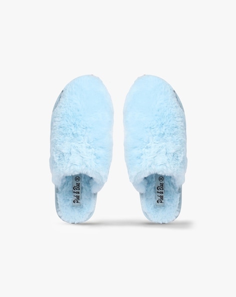 Light blue 2024 fluffy slides