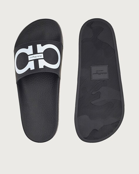 Ferragamo 2025 slides men