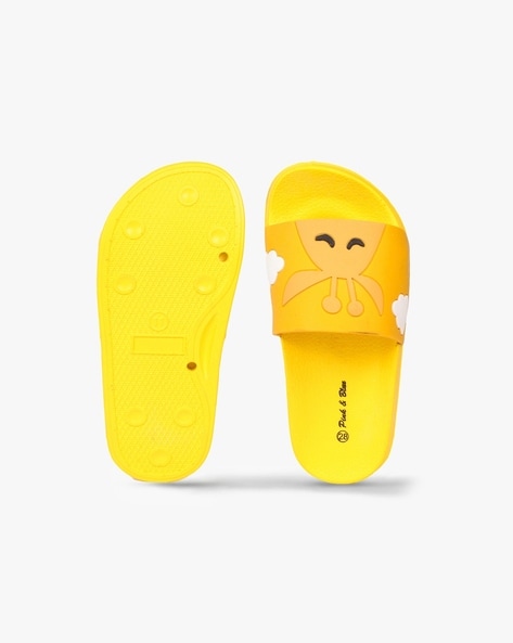 Girls discount giraffe slippers