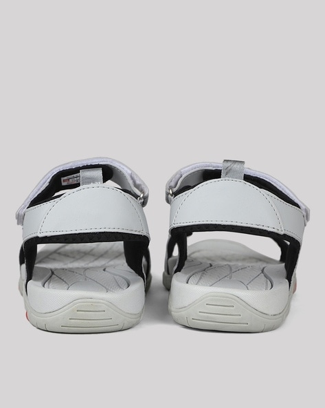 Grey nike discount sandals with straps