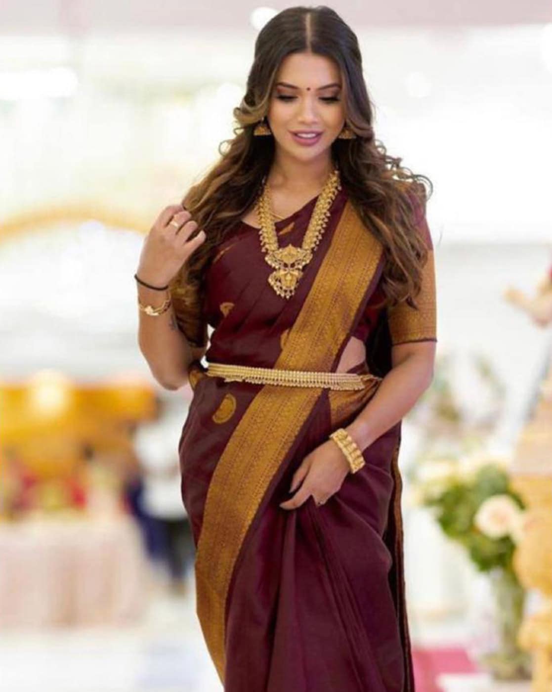 Maroon Maheshwari Silk Cotton Handloom Saree Online for Women