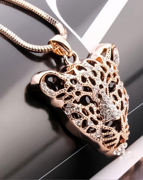 Tiger hot sale pendant silver