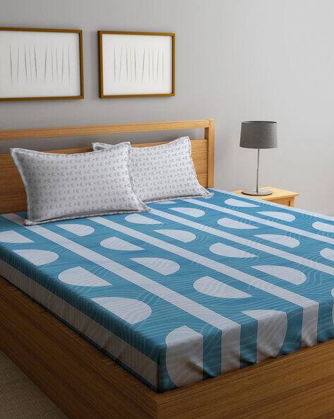 KLOTTHE 400 TC Geometric Print King-Size Bedsheet with Pillow Covers