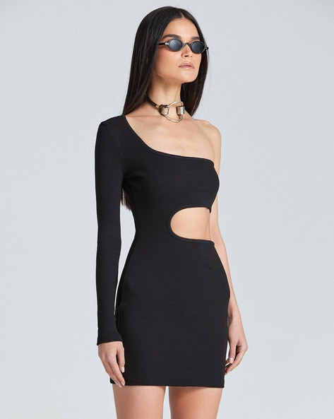 Affordable Dupes To Recreate Malaika Aroras Look In A Black Cut Out Dress