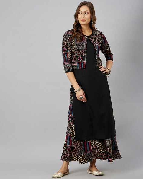 Buy Black Spaghetti Kurti with Cigarette Pant & Jacket | Studio Bustle