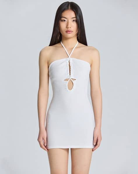 -473Wx593H-469489412-white-