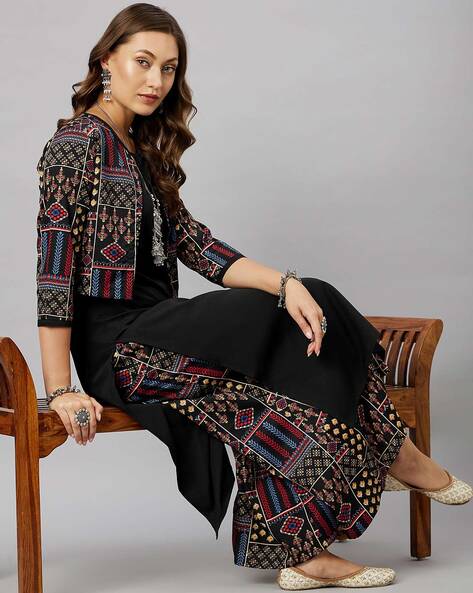 Buy Black Neck Embroidered Woolen Kurti Free Jacket at Amazon.in