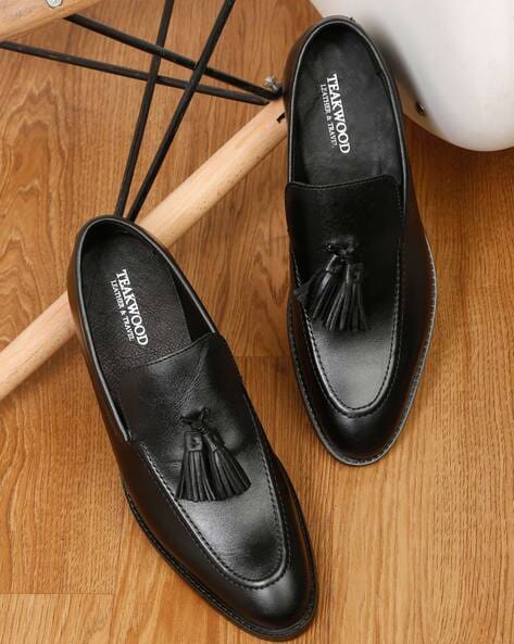 Slip on shoes with tassels deals