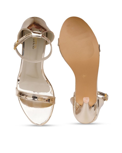 Women's Gold Metallic Strappy Sandals - Open Toes / 4.5