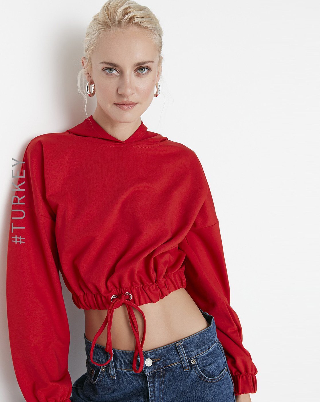 Cropped Hoodie with Drawstring Fastening