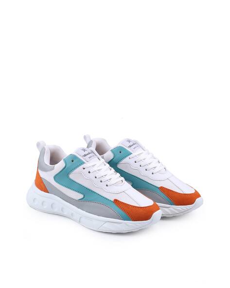 WOAKERS Round-Toe Lace-Up Casual Shoes