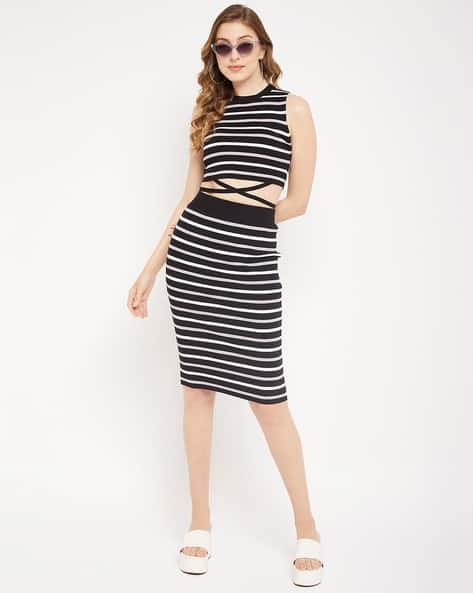 MADAME Striped Crop Top