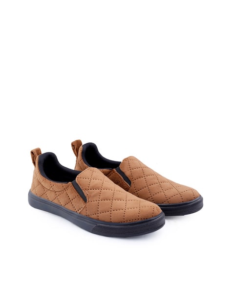 WOAKERS Quilted Slip-On Shoes