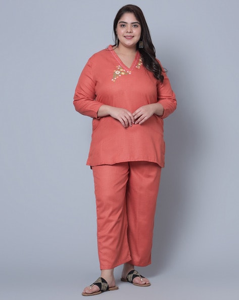 Floral Embroided V-Neck Kurta & Pants Set Price in India