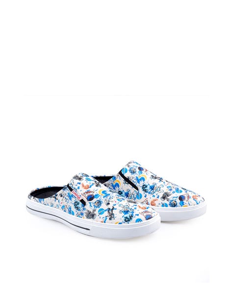 WOAKERS Casual Shoes with Faux Leather Upper