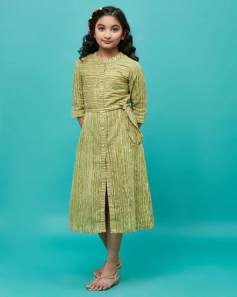 Buy Baby Girls' Juniors Textured Sleeveless Dress with Round Neck Online |  Centrepoint Qatar