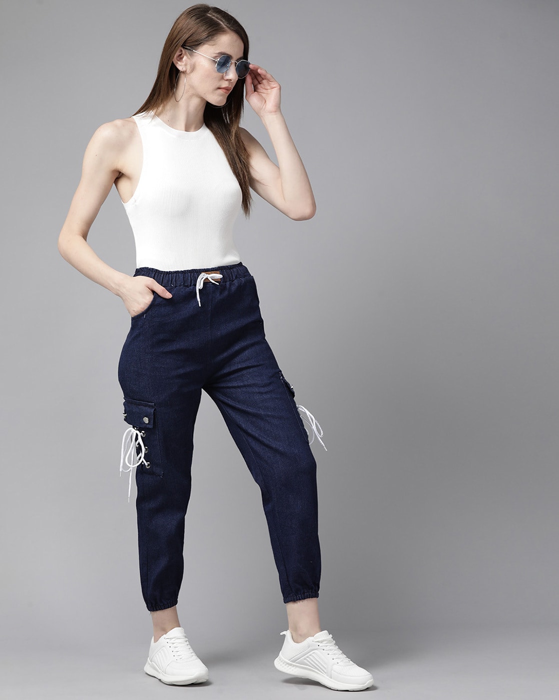 Lightly Washed Relaxed Fit Joggers Jeans