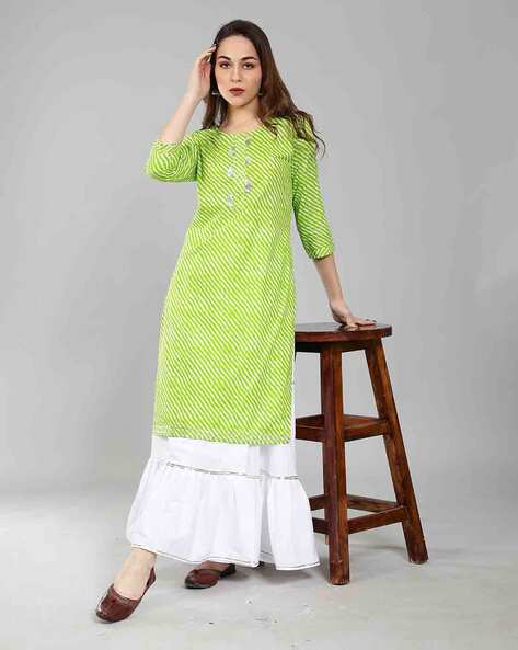 Buy Latest Designer Kurta Lehengas for Women Online