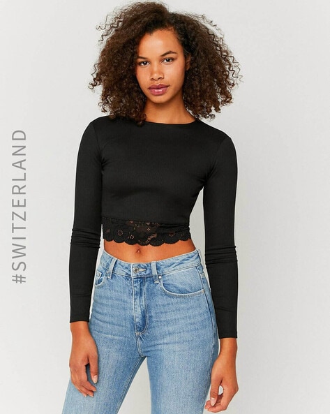 Ribbed Round-Neck Fitted Crop Top with Lace Hemline