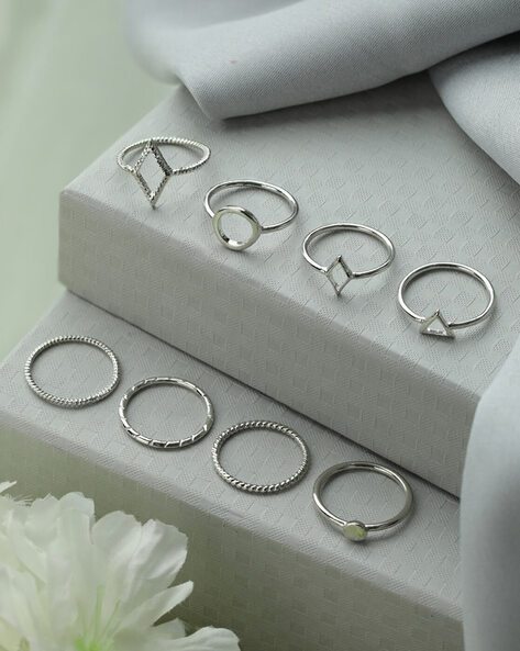 H and outlet m rings