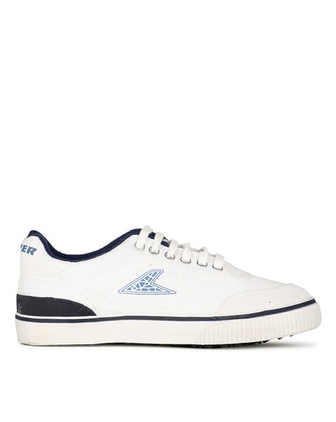Bata Low-Top Lace-Up Sneakers