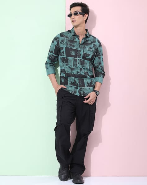 Ketch Men Graphic Print Slim Fit Shirt with Patch Pocket
