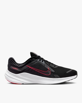 Nike sports deals shoes under 2500