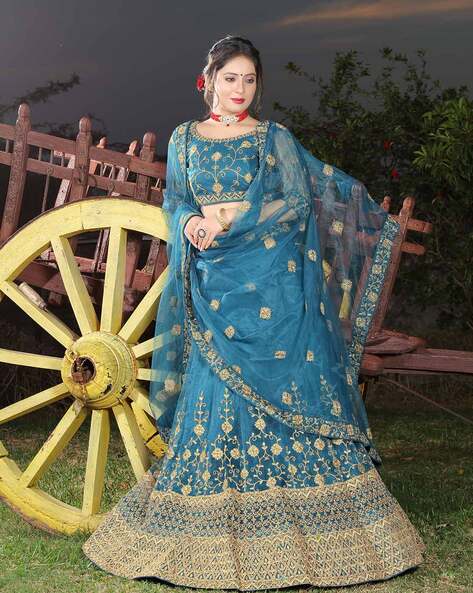 25 Blue lehengas for the brides who plan to ditch the reds and pinks! |  Wedding Planning and Ideas | Wedding Blog