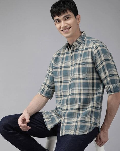 Product image of THE BEAR HOUSE Men Checked Slim Fit Shirt