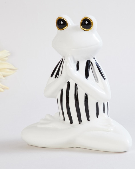  Frog Figurines