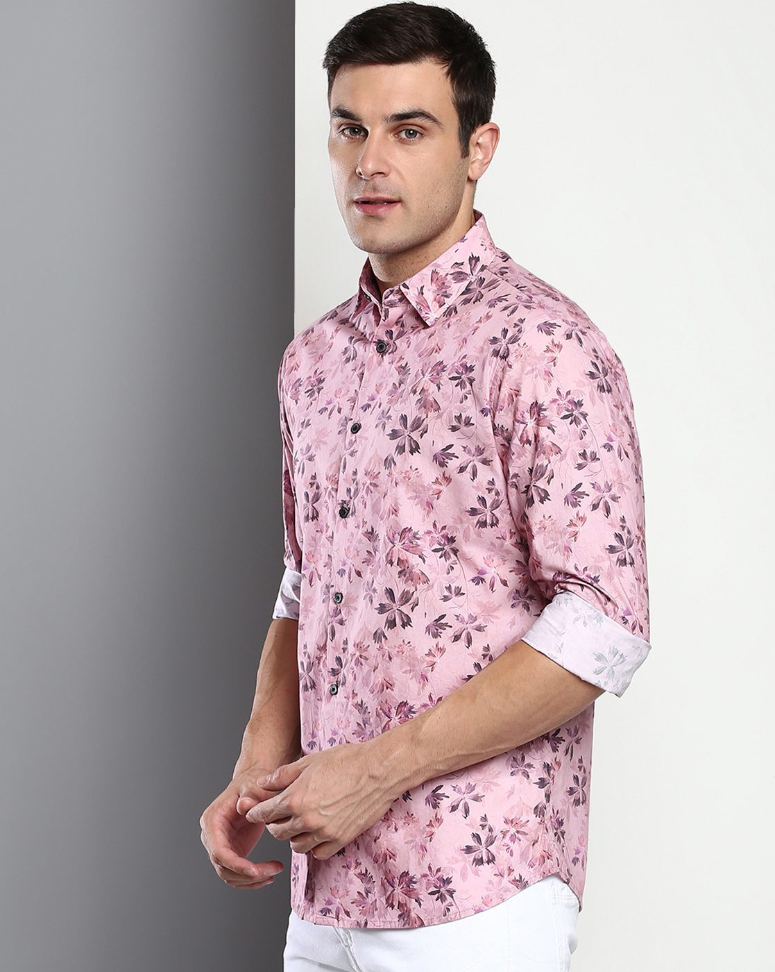 Pink Indian with Paisleys Men's Classic Golf Shirt Quick-Dry  Slim Fit Short Sleeve Casual Polo Shirts : Sports & Outdoors