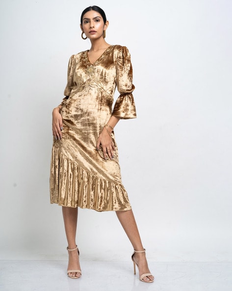 Gold hotsell velvet dress