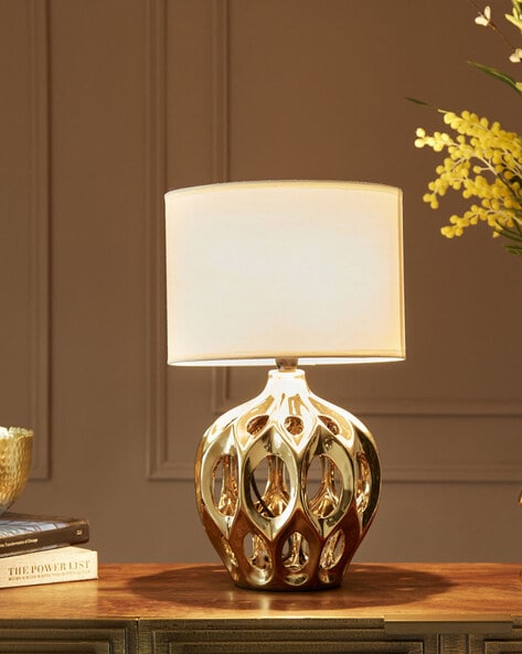 Textured Ceramic Table Lamp