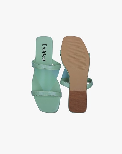 Girls best sale green sandals