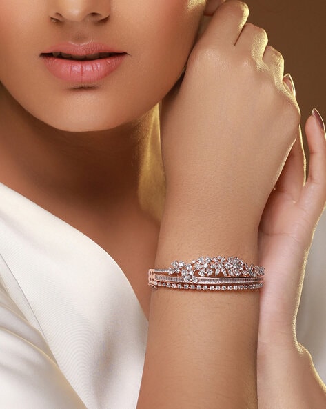 Buy quality Awe-inspiring rose gold 14ct diamond bracelet in Pune