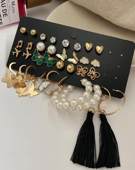 Set of 17 Gold-Plated Earrings