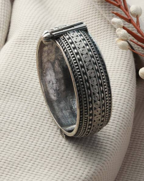 Buy quality 925 sterling silver Oxidized braceletkada in Ahmedabad
