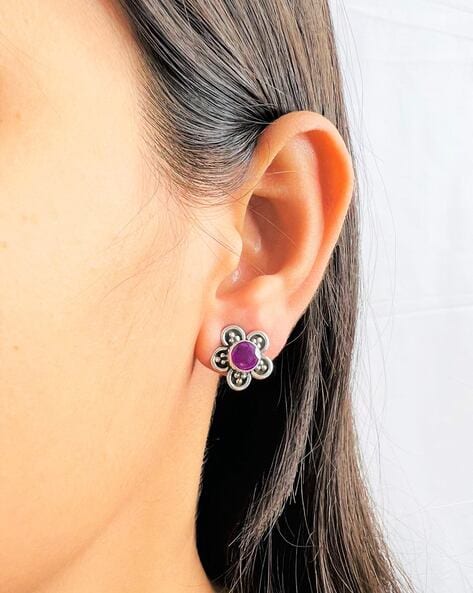 Gold finish synthetic ruby and pearl studded earrings - MAE JEWELLERY BY  NEELU KEDIA - 4251903