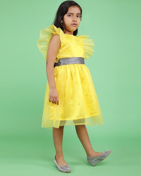 O neck clearance sleeveless yellow dress