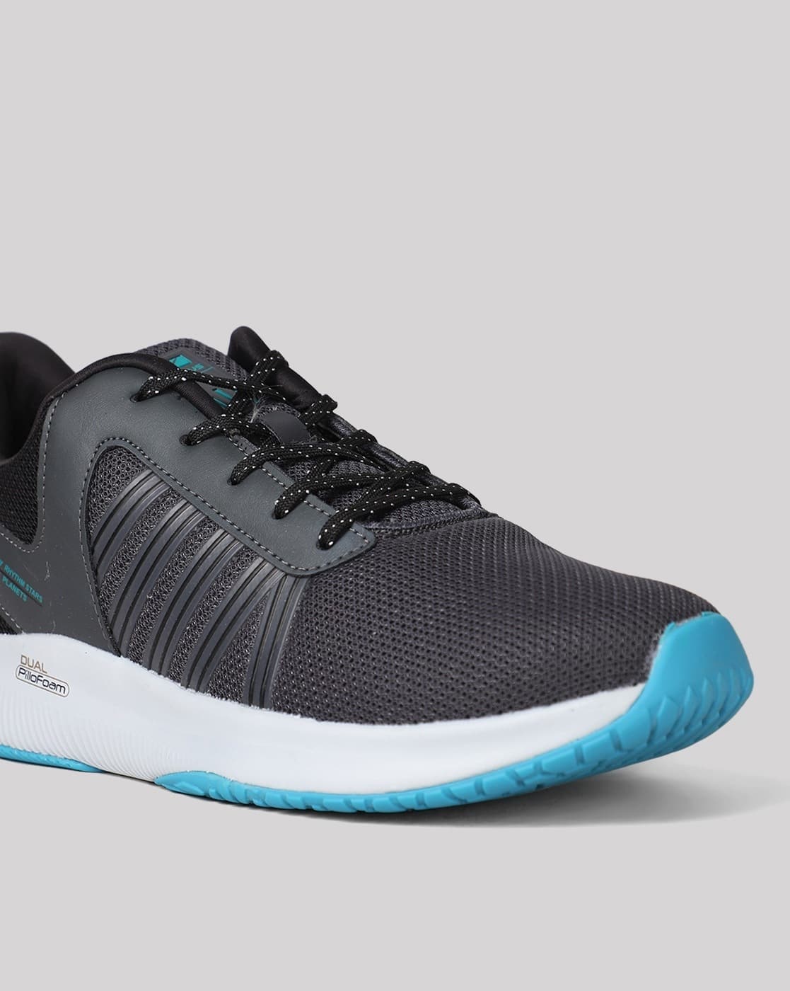 Men Roc Pro (A) Low-Top Running Shoes