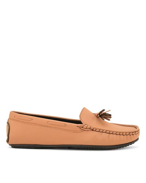 FENTACIA Round-Toe Moccasins with Tassel Accent