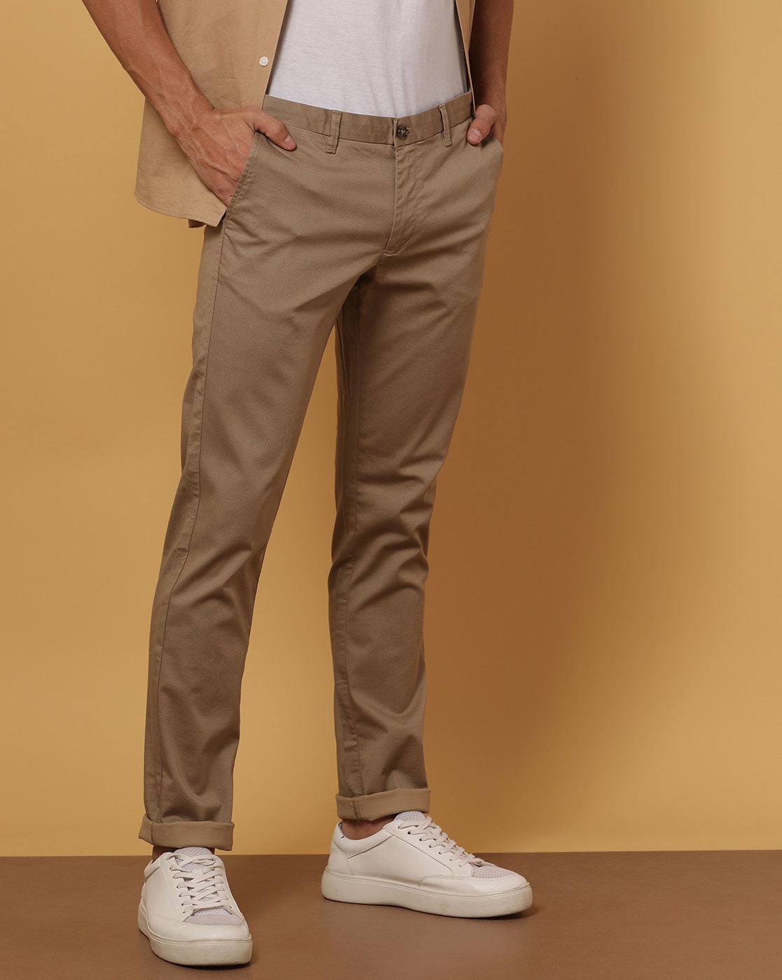 Indian Terrain Men Casual Wear Solid Trousers | KNOCKOUT | Green | 90395