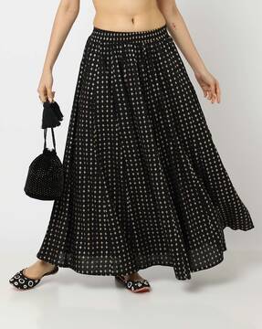Women's Skirts & Ghagras Online: Low Price Offer on Skirts