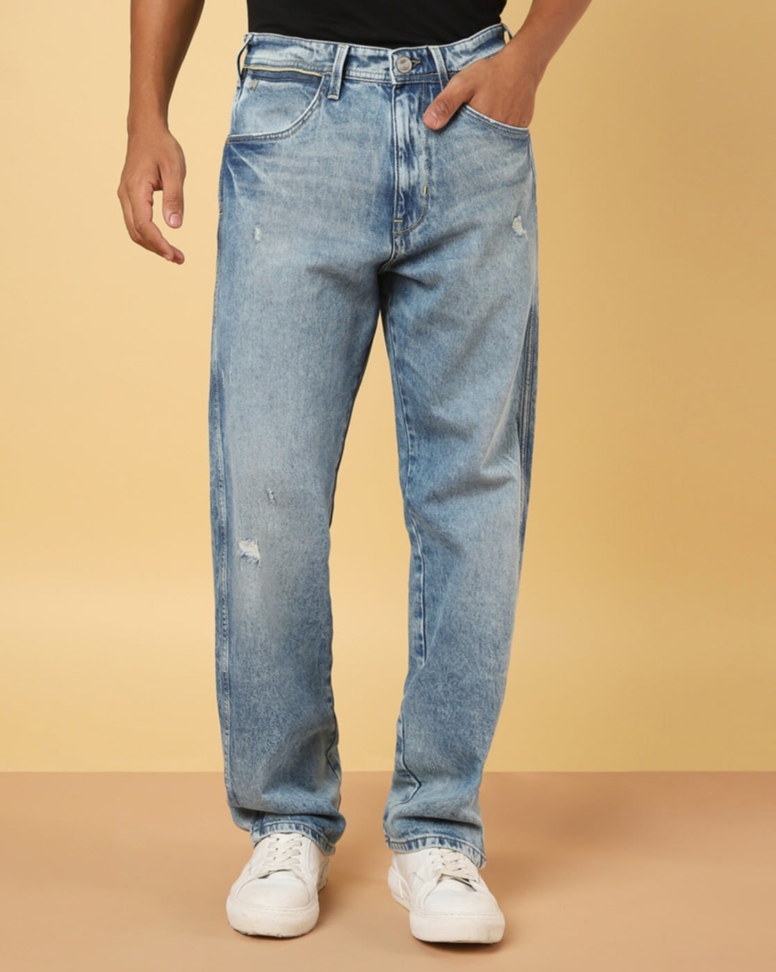 Buy Blue Jeans for Men by WRANGLER Online