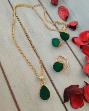 Green stone 2024 pendant set