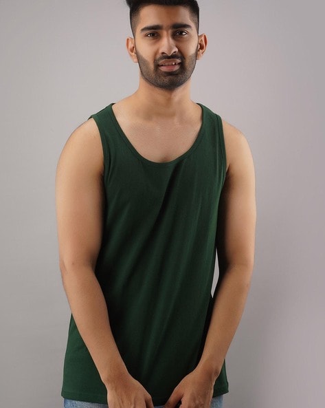 Sleeveless Round-Neck Vest